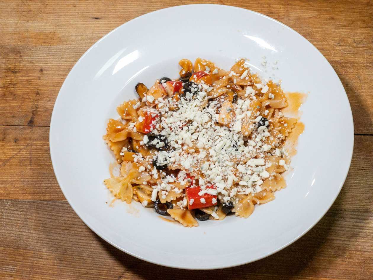 Cestoviny s plodmi mora