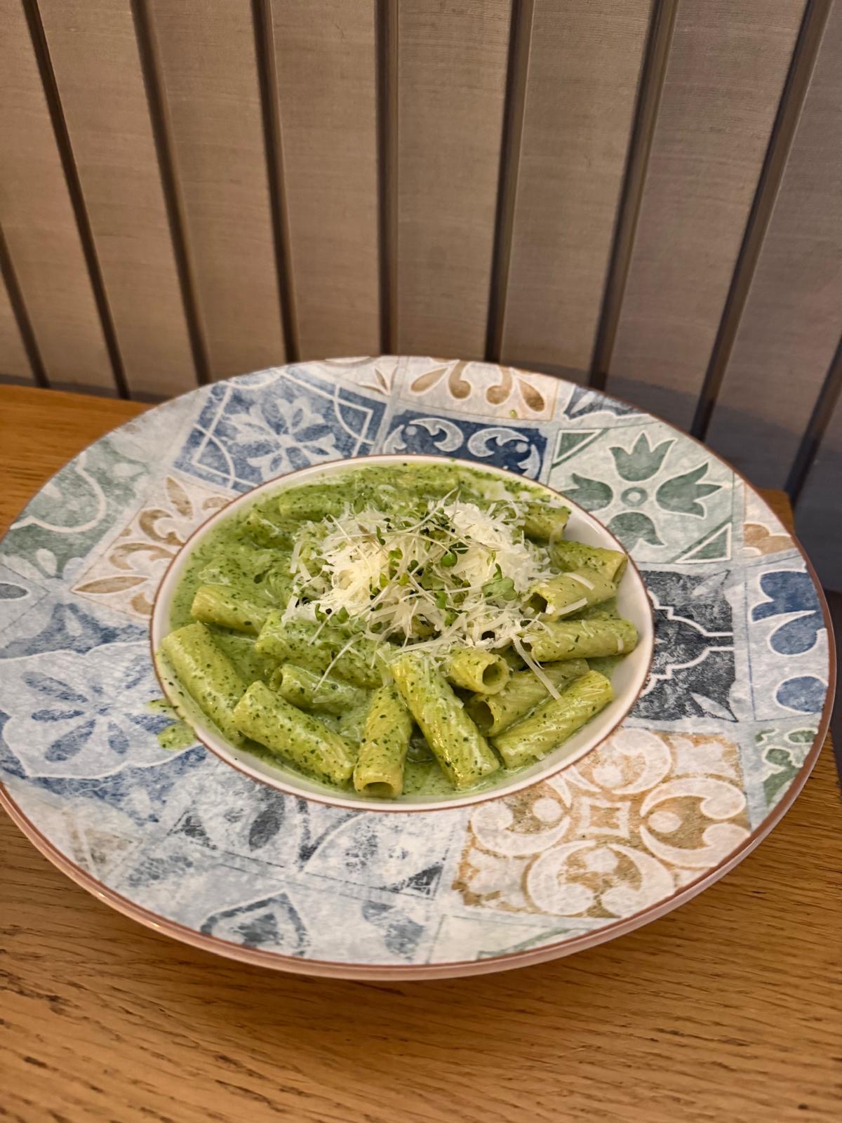 Rigatoni with Basil Pesto